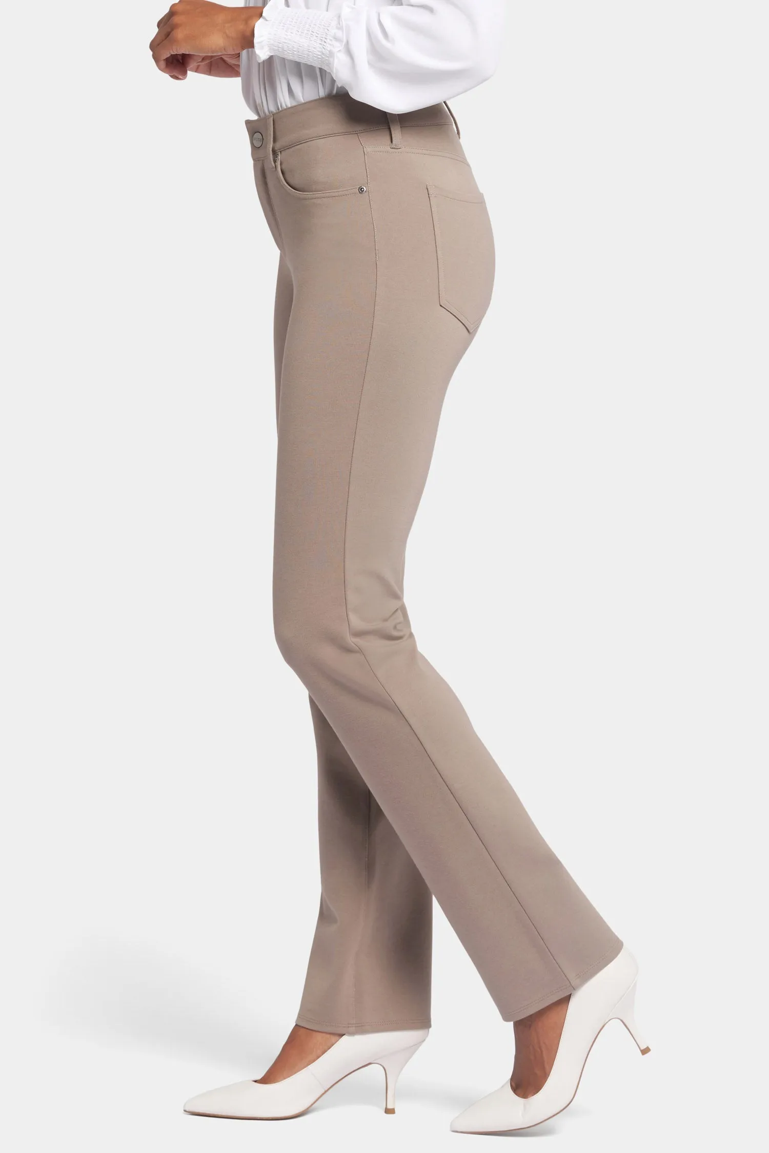 Marilyn Straight Pants In Petite - Saddlewood