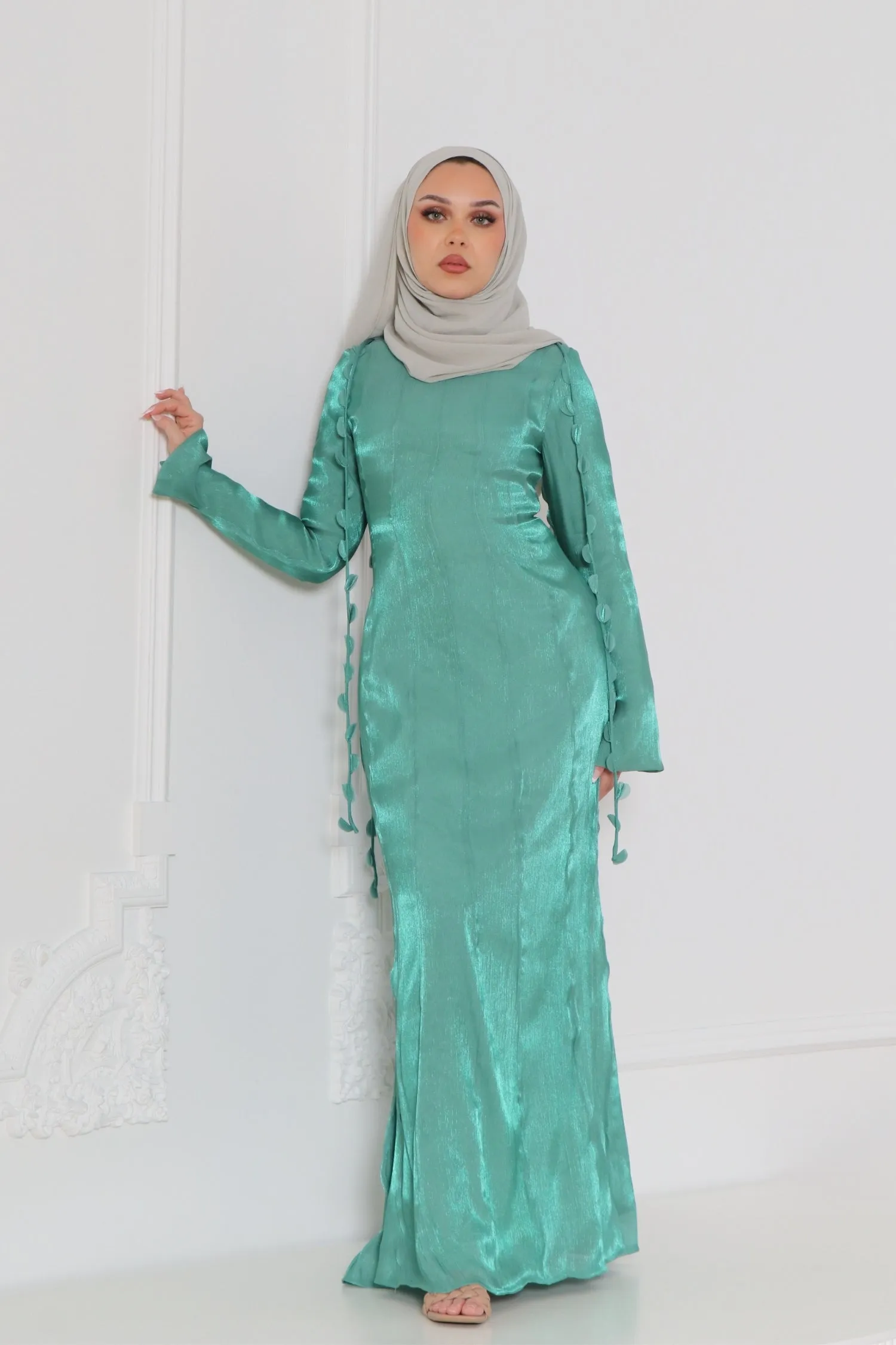 Nailea Organza Maxi Dress- Emerald