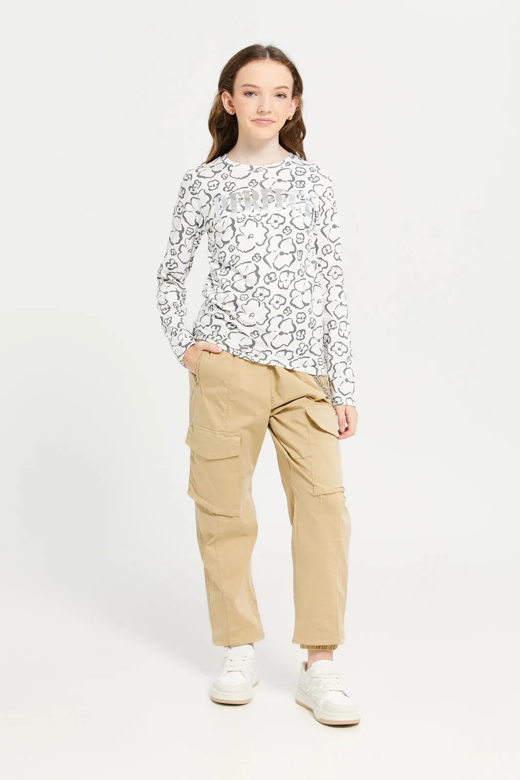 Senior Girls Beige Cargo Pocket With Chain Pants