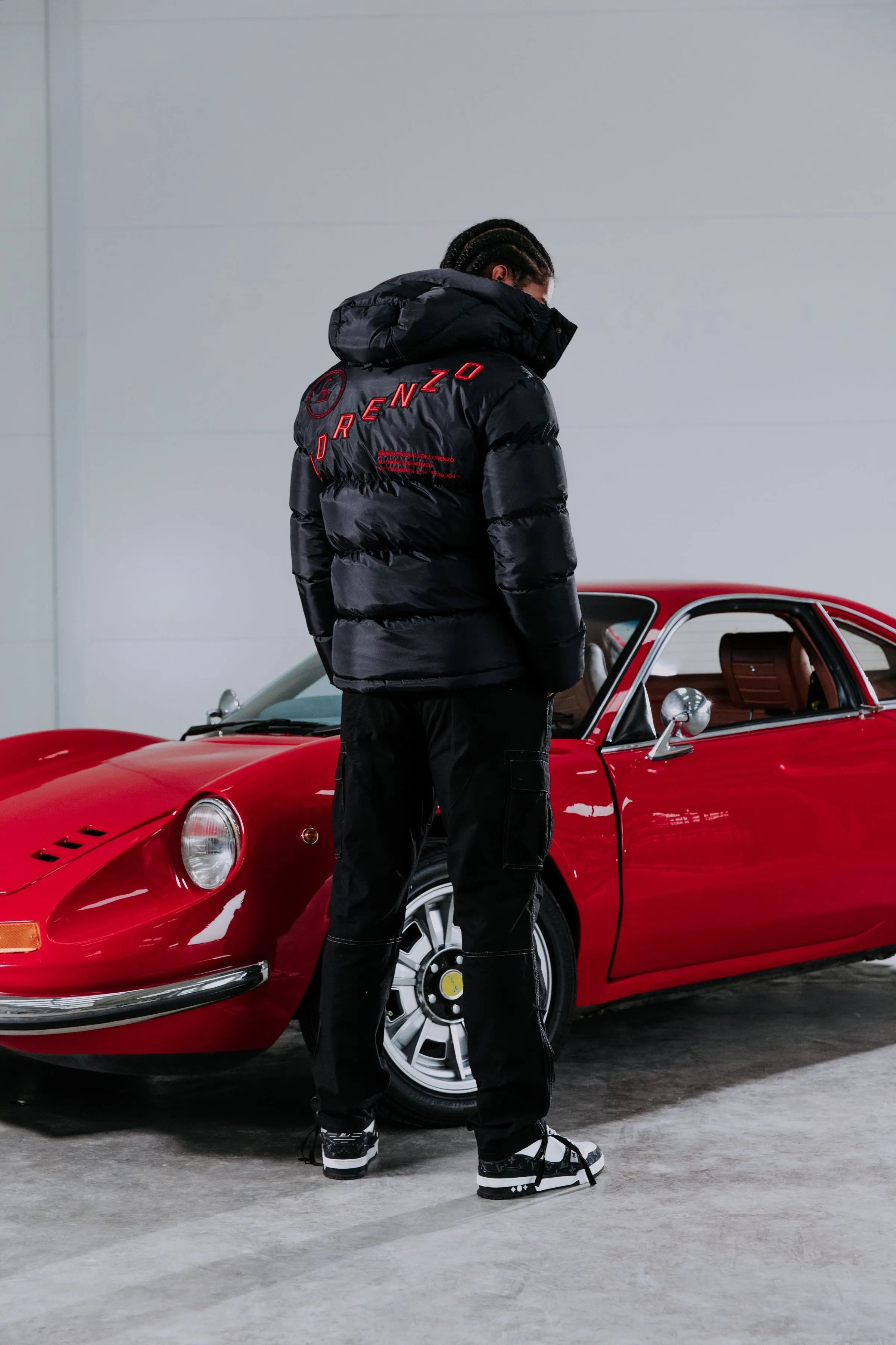 VANTAGE JACKET - BLACK/RED